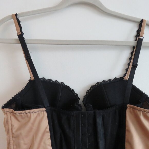 VICTORIA'S SECRET VERY SEXY Gold Black Lace Bustier Bra Goth Fairy - Size 34B - Picture 13 of 15